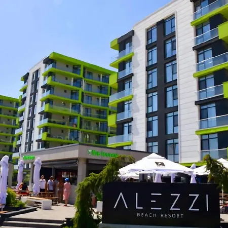 Azizi Premium - Pool & Alezzi *
