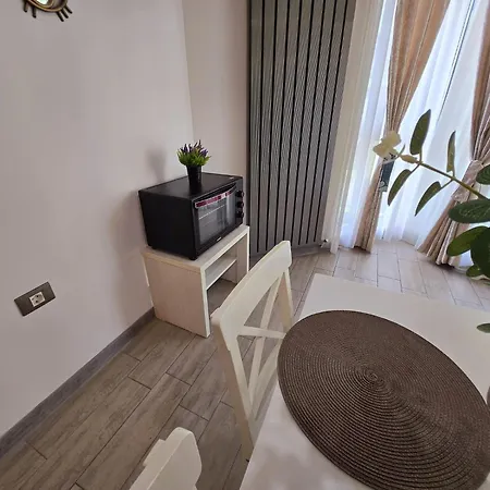 Apartament Azizi Premium - Pool & Alezzi Năvodari