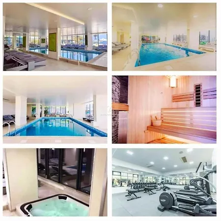 Apartament Azizi Premium - Pool & Alezzi Năvodari